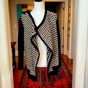 Shawl style cardigan sweater in beige and black